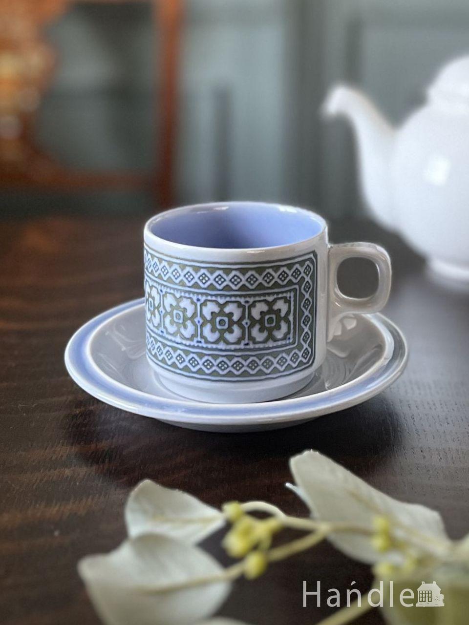 ロイヤルアルバート社のアンティークカップ＆ソーサー（オールド