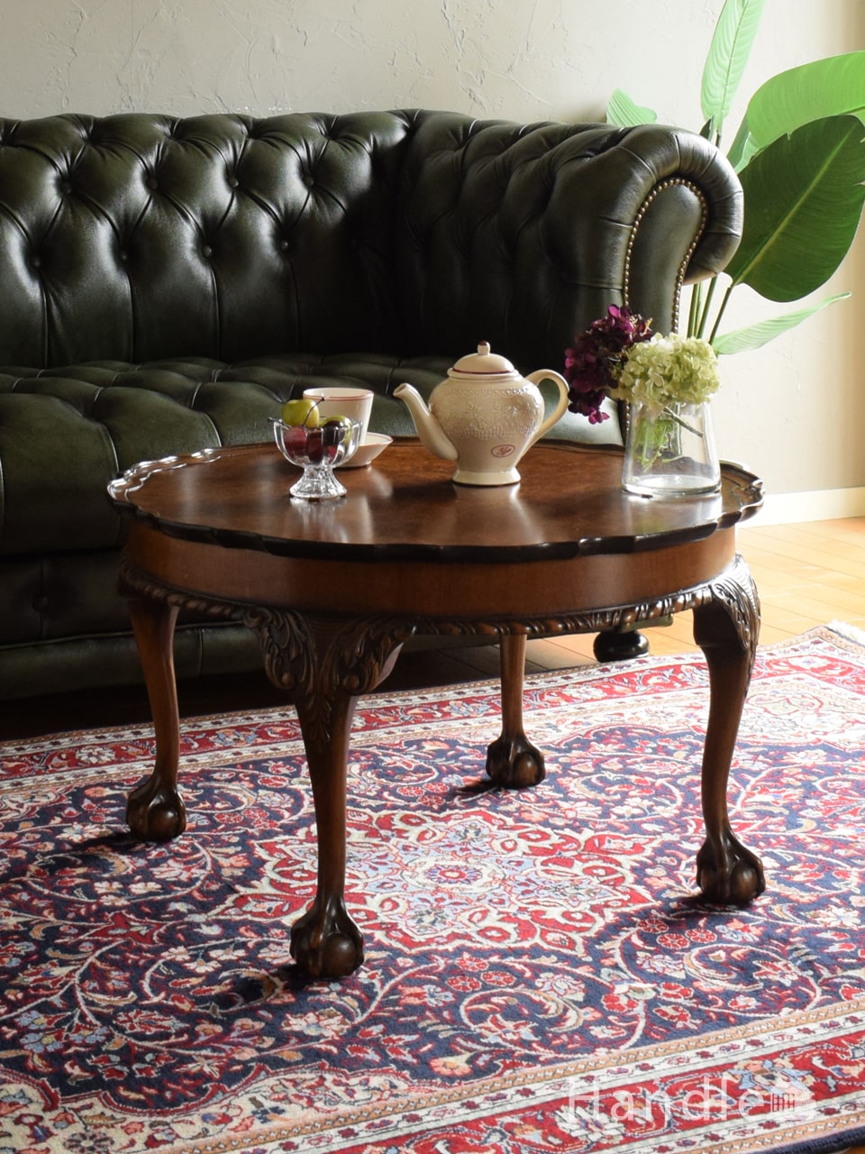 イギリスから届いたネイサン社のビンテージ、ガラス天板のコーヒー