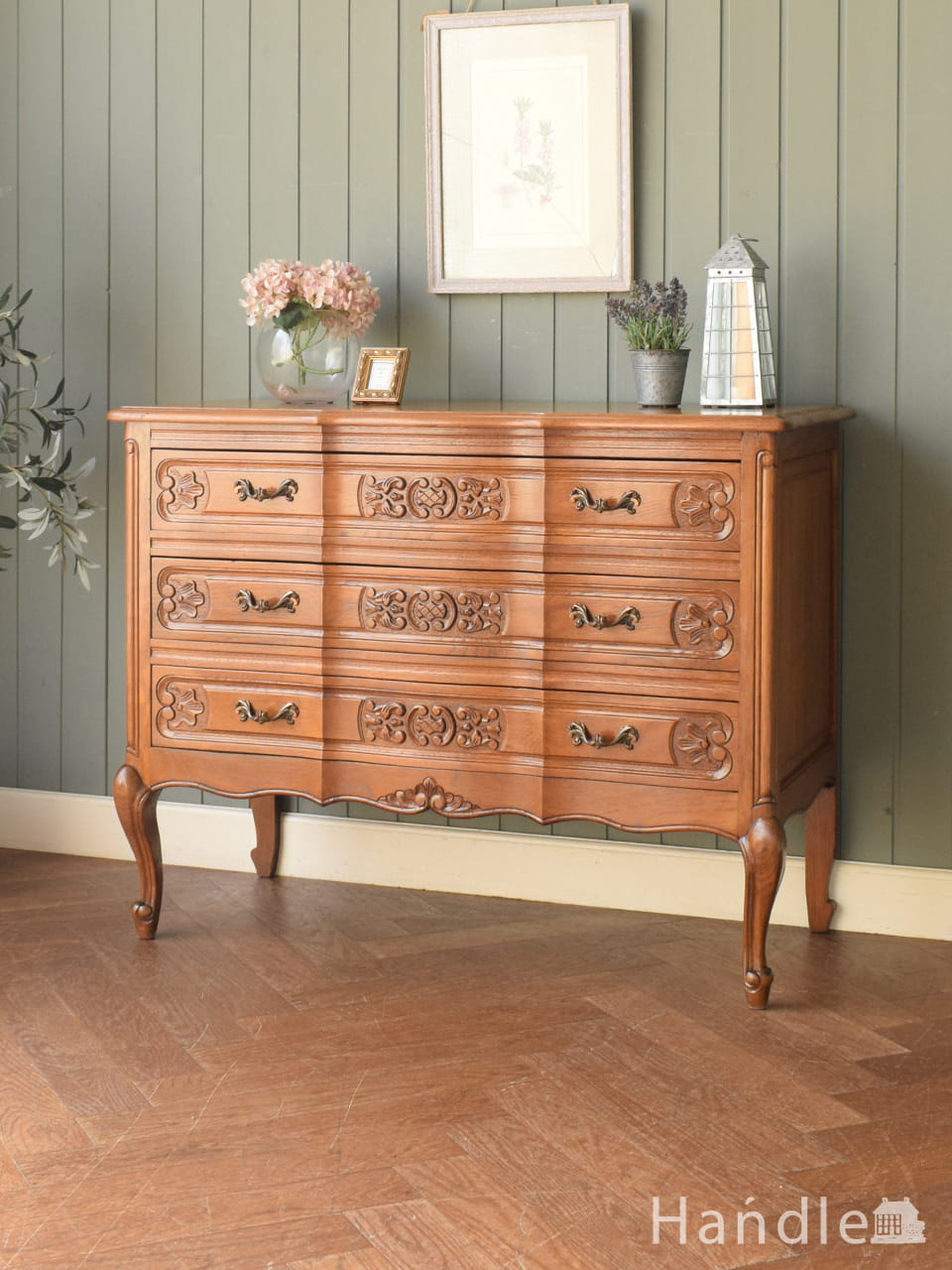 英国アンティークのドロワーチェスト、イギリスで見つけた4段チェスト