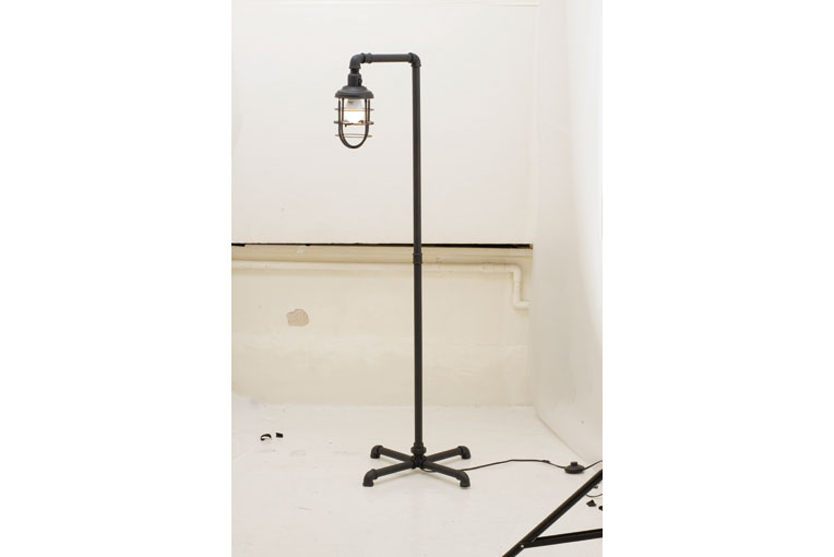 フロアスタンド Kosel-beskyt- コーゼル ビクスト｜ライト・照明