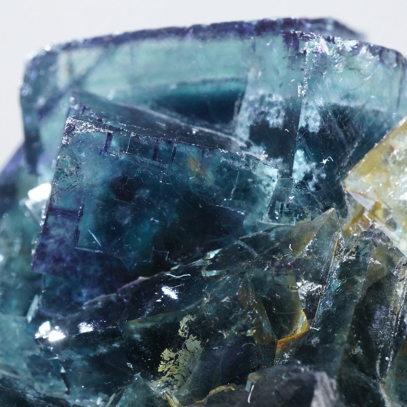 ナミビア・オコルス産 フローライト – 天然石ハッピーギフト