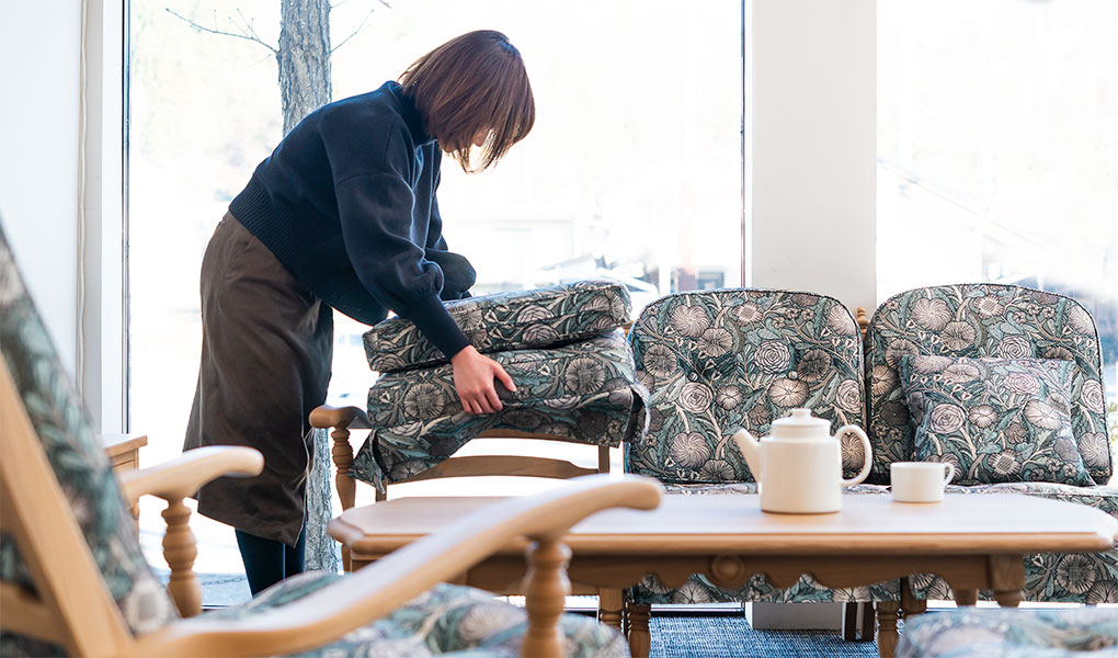 穂高 リビングチェア（両肘付き） | 飛騨産業株式会社【公式】 | 飛騨