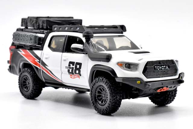 ELITE64 MOD SHOP '17 TOYOTA TACOMAのレビュー！カスタマイズ前提の