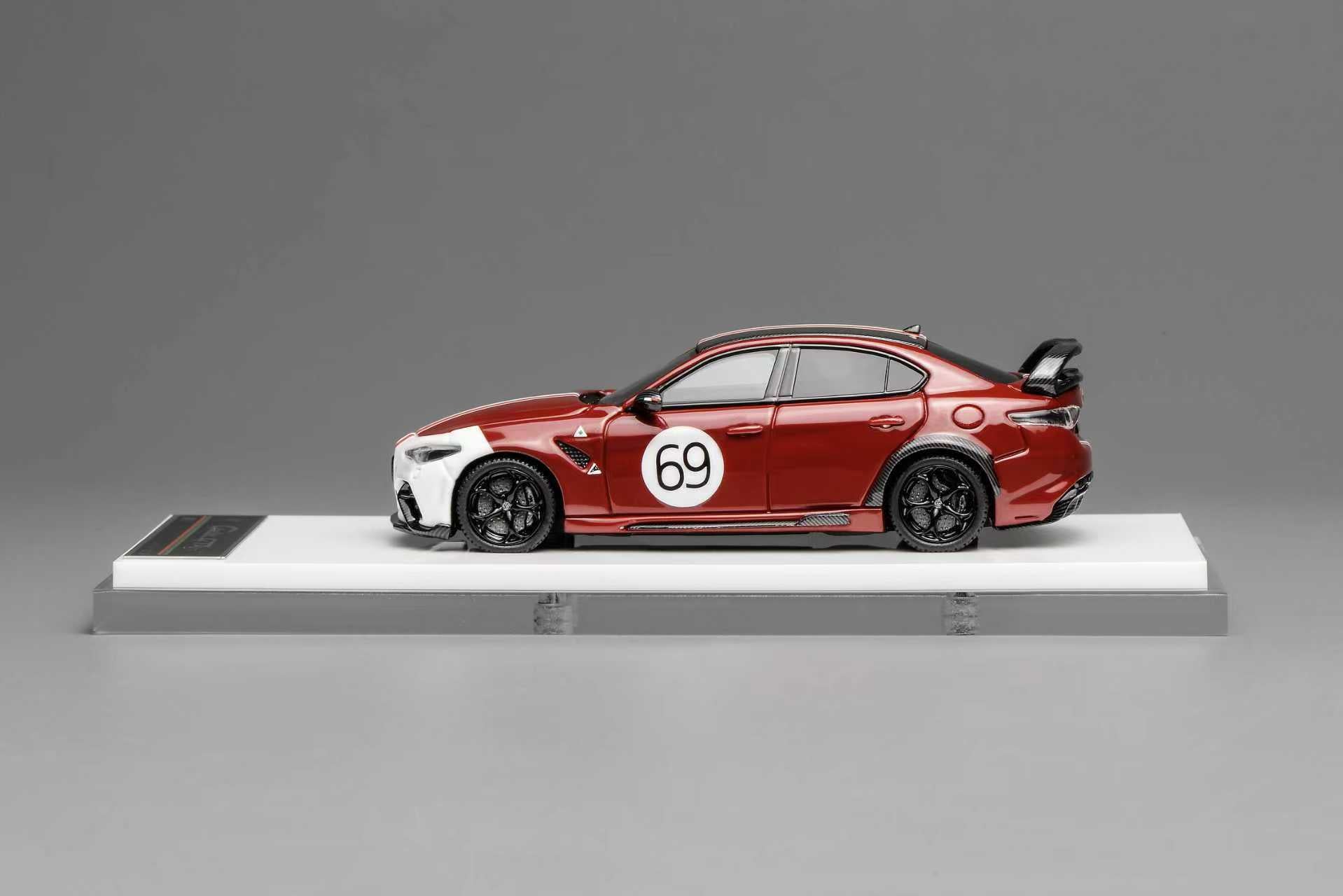 MOTORHELIX 1:64 Alfa Romeo Giulia GTAm (3 Colors) – Horizon Diecast