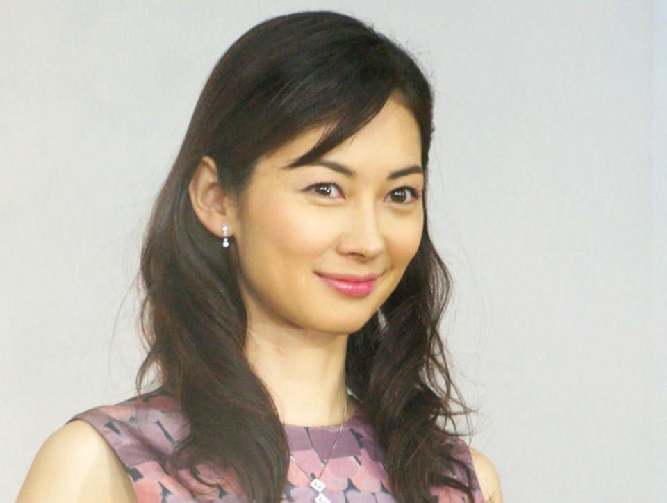さっすがセレブ！伊東美咲 47歳の美貌が無双！マジで？ドジャース