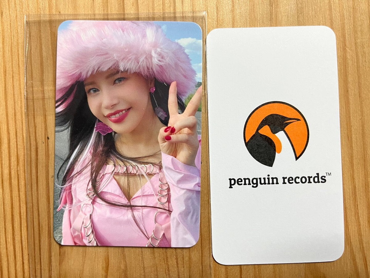 MAMAMOO - 12TH MINI ALBUM MIC ON 1Takes ver. PHOTO CARD APPLEMUSIC