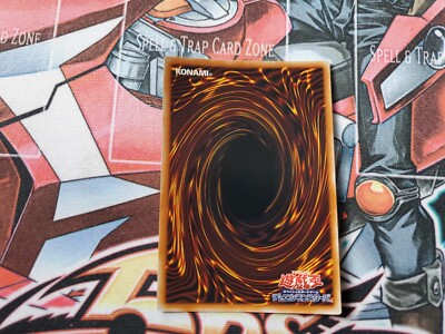 Yu-Gi-Oh! Dark Magician P4-02 Ultra Rare 