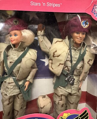 Stars 'n Stripes Army Barbie and Ken 1992 Deluxe Set Mattel 5626