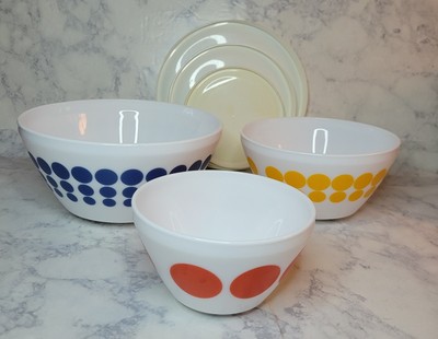 PYREX Vintage Charm Inspired by Pyrex 3 Set Polka Dot Mixing