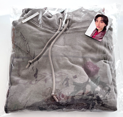 Stray Kids HOODIE Produced by Hyunjin XMAS POPUP STORE 2024 +