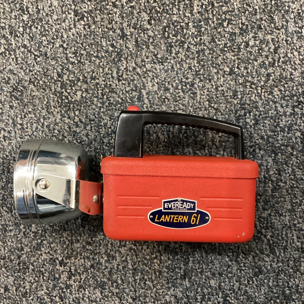 Vintage EVEREADY LANTERN 61 NO 509 Lantern Battery AMAZING SHAPE