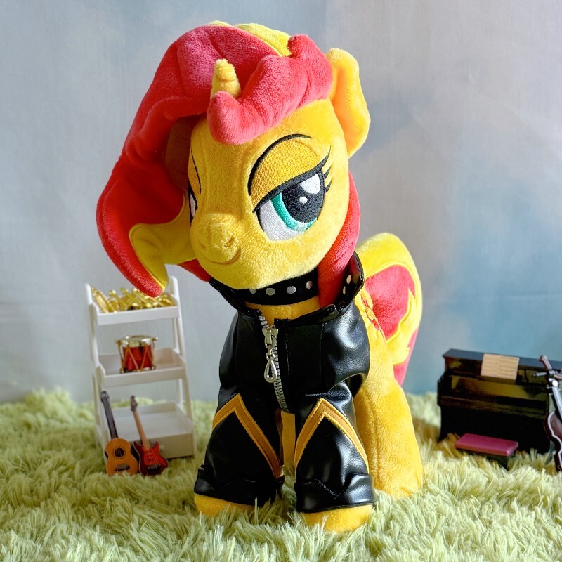 Hasbro My Little Pony Sunset Shimmer Deluxe Rockstar Plush Plushie