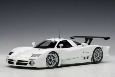 1998 NISSAN R390 GT1 LeMANS WHITE 1:18 by AUTOart 89877 LIMITED
