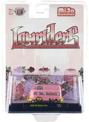 Chase! M2 Machines 1:64 1960 Volkswagen Delivery Van Lowriders