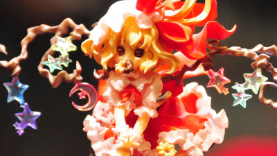 これでもかと表現を盛り込んだ全高180mmの「フランドール