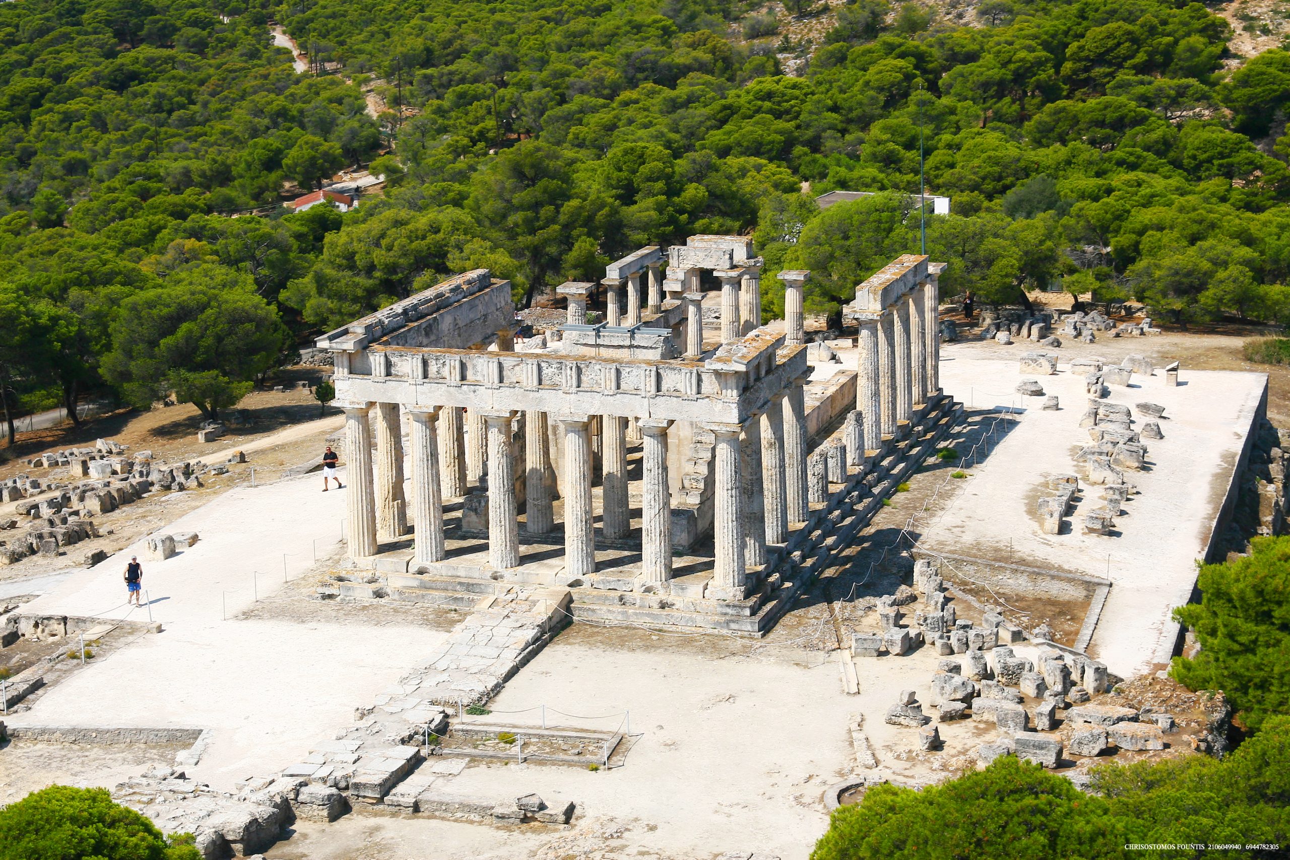 アファイア神殿、紀元前500年。ギリシャ、エギナ島。(2560x1707) : r