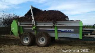 IHIスター ハイドロマニュアスプレッダ THM13000M - YouTube