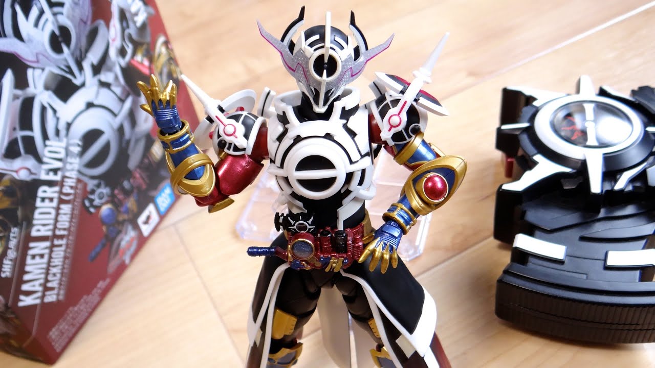 Evol complete form! Premium Bandai exclusive S.H.Figuarts Kamen