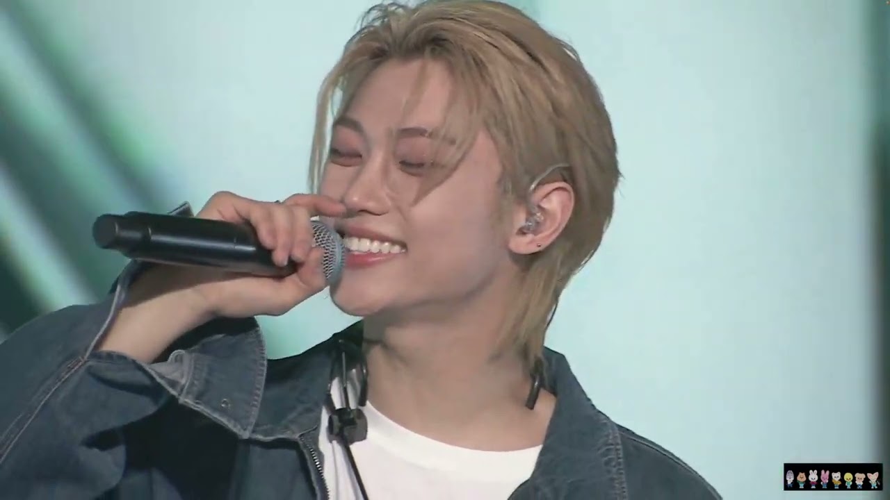 230225 - Stray Kids in Osaka - Felix - Stay with me (without subs