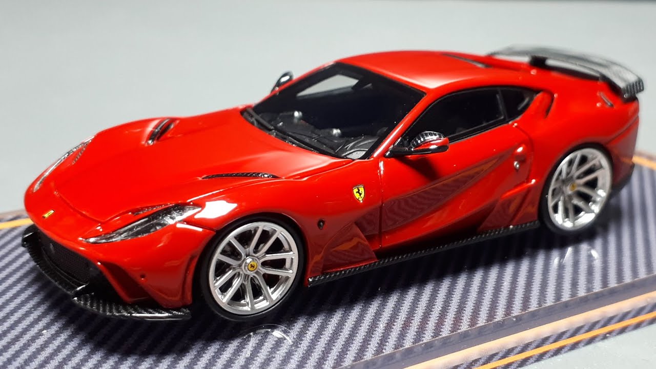 HH 1/64 フェラーリ 812c メタリックレッド&シークレットカラー HH 1