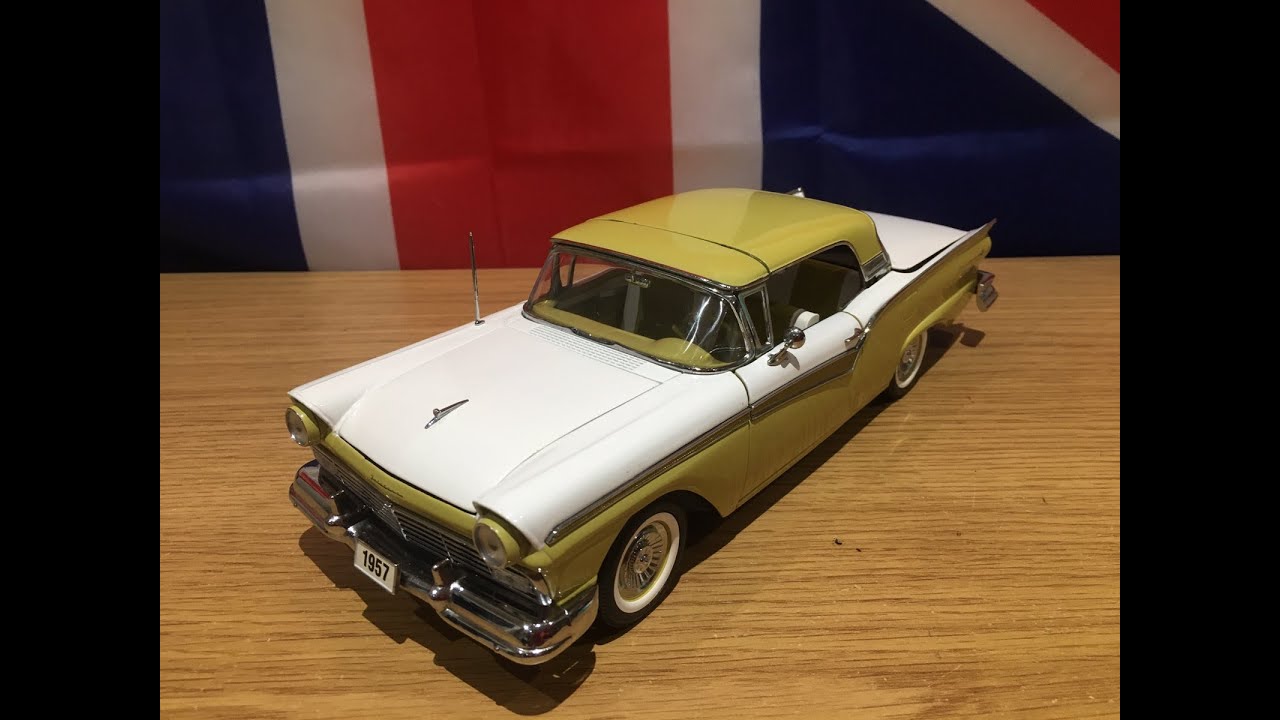 1:18 Sunstar 1957 Ford Fairlane Skyliner - YouTube