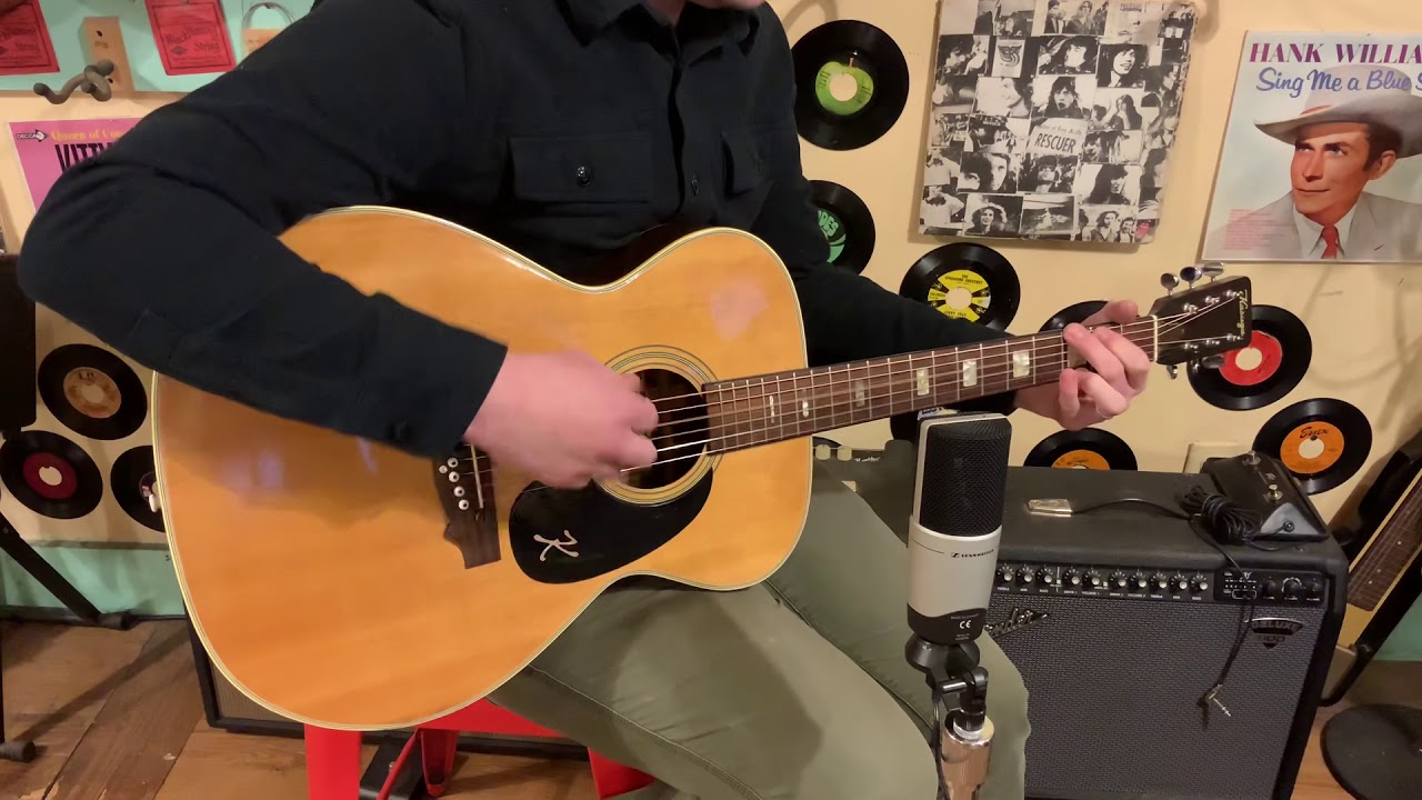 1972 Kasuga KF820 000-Size Flattop Guitar