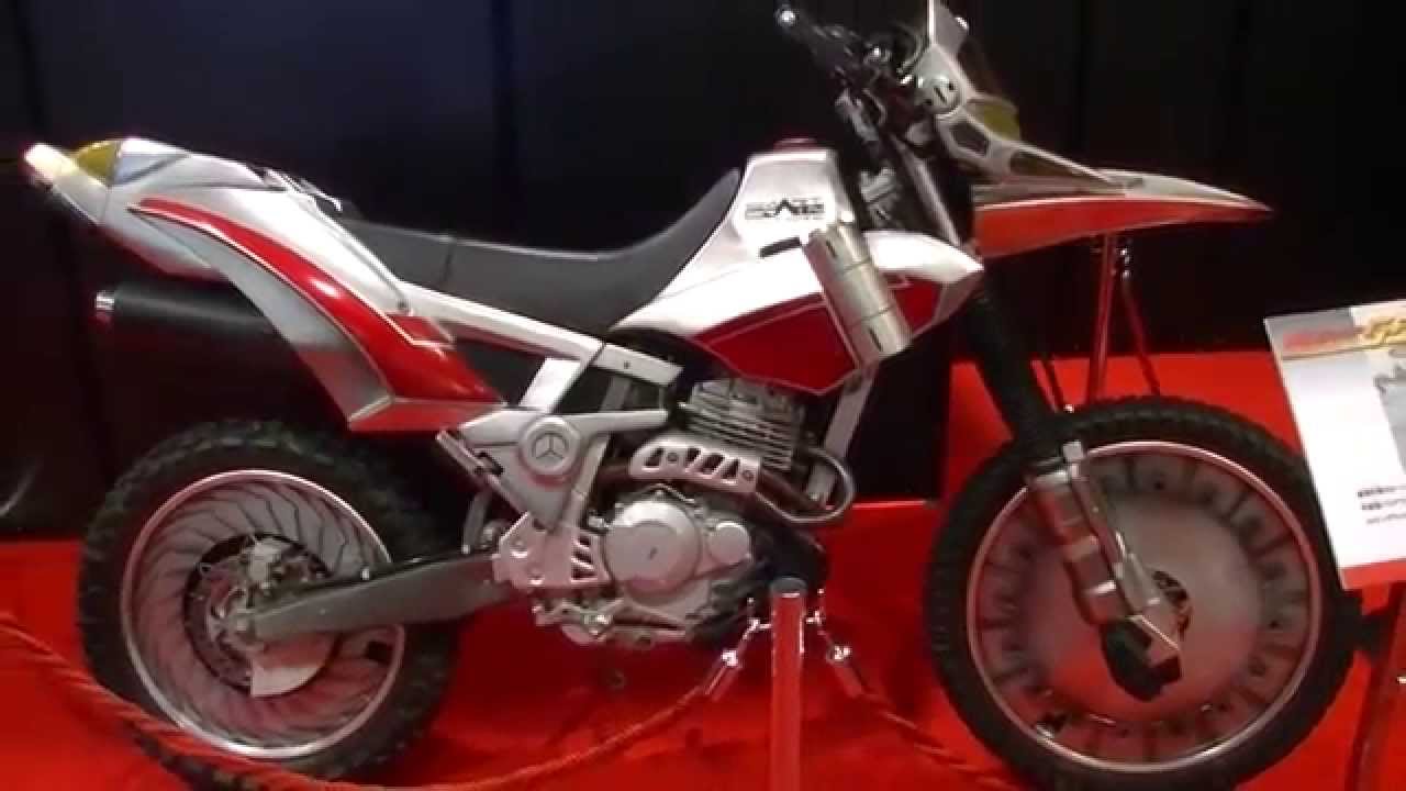 オートバジン『仮面ライダーファイズ』：The Auto Vajin of Kamen