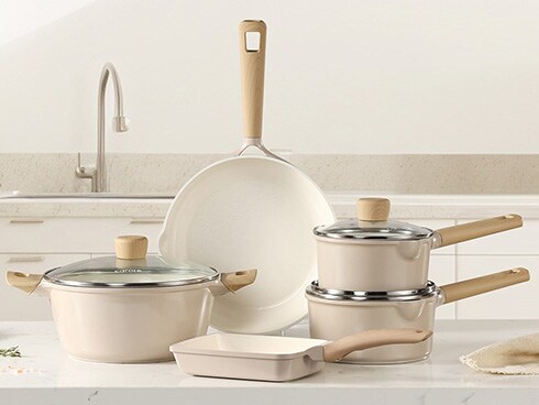 ヨドバシ.com - カローテ CAROTE COSY-ICE 片手鍋 18cm ソースパン IH