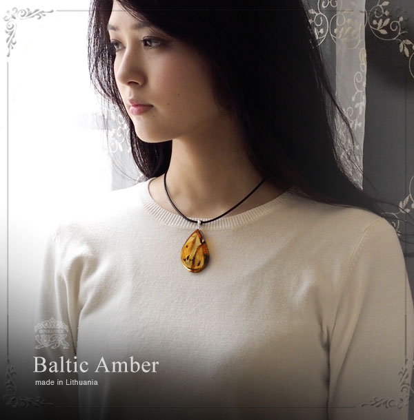 楽天市場】【バルト海の琥珀】ペンダントトップ 虫入り琥珀 こはく