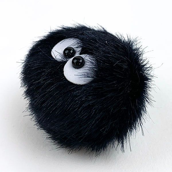 スタジオジブリ マックロクロスケ ブローチ ふわふわ となりのトトロ