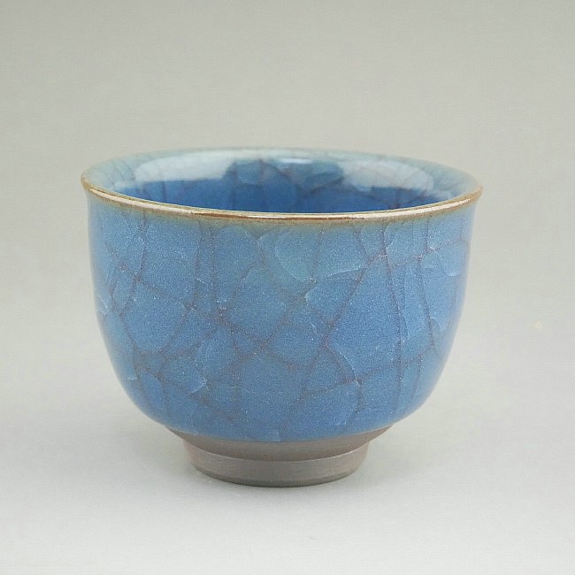 紺青磁ぐい呑 利宗 （変形） - 京焼清水焼 松韻堂