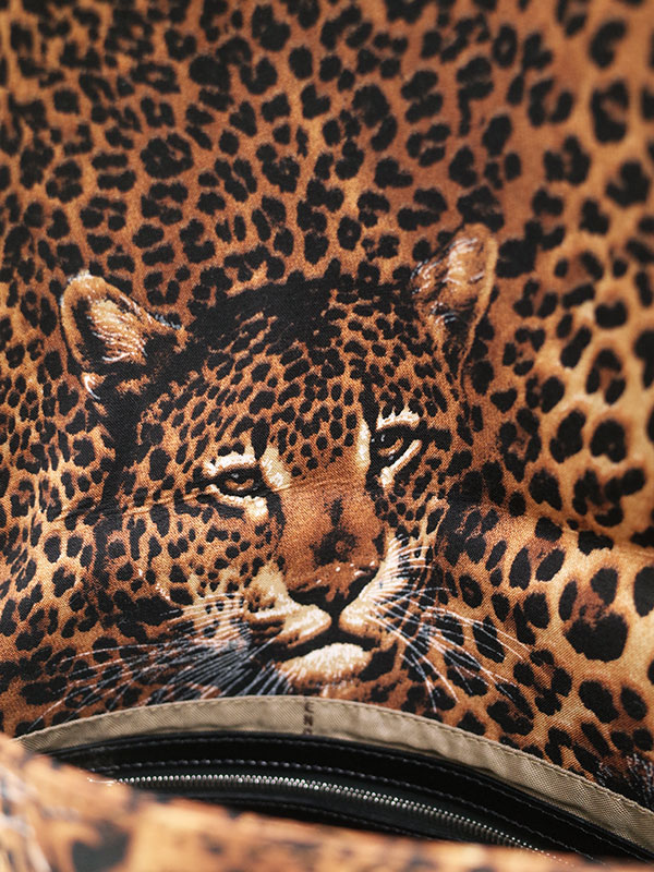 FENDI】【ヒョウの顔】フェンディ『レオパード柄 マンマバケット