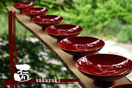 赤い漆器 杯　五三の桐 Yahoo!オークション -「桐紋」(杯) (漆芸)の落札相場・落札価格