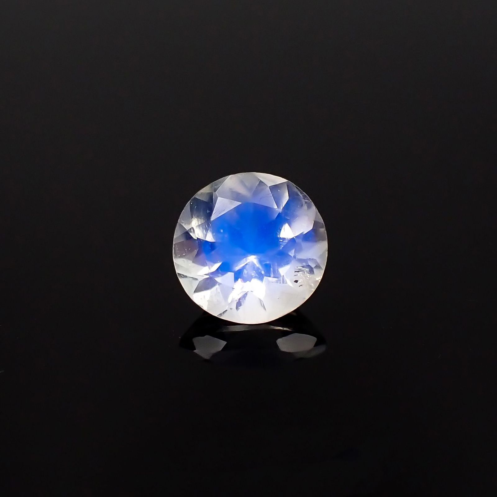 レインボームーンストーン（インド産）商品一覧 | 宝石ルースの専門店