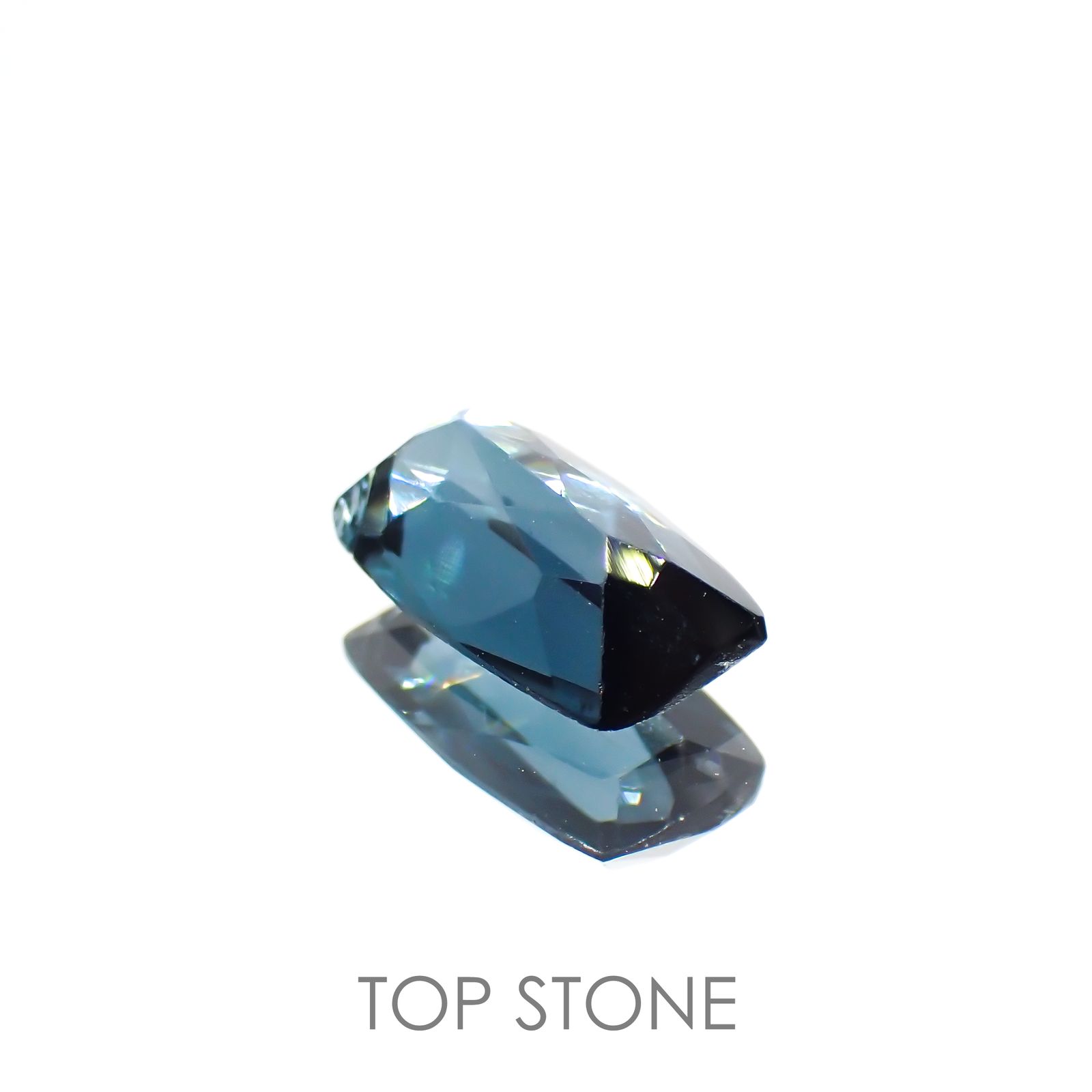 インディゴライト(宝石名ブルー・トルマリン/別名インディゴライト