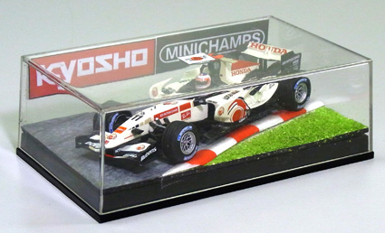 サーキットタイプジオラマキット + ミニチャンプス 1/43 マセラティ