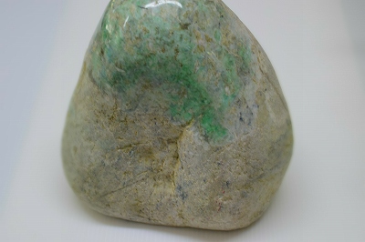 糸魚川産 海石 翡翠原石