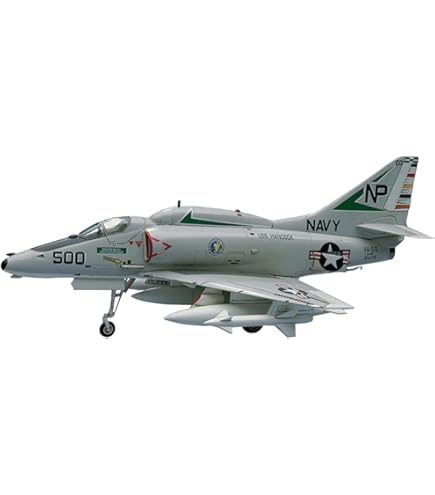 Amazon | トランペッター 1/72 米海軍 RA-5C ヴィジランティ
