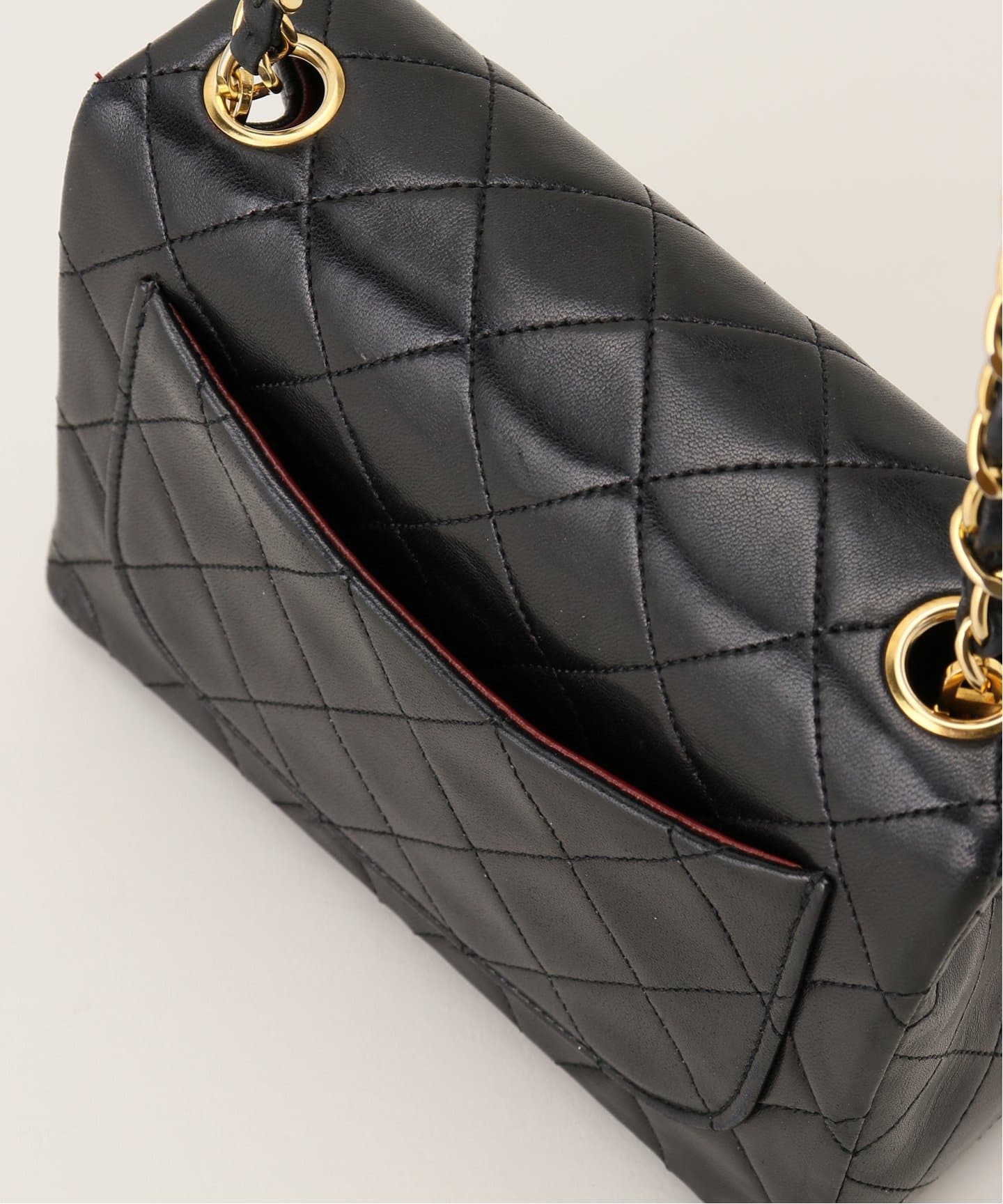 VINTAGE CHANEL/シャネル】 Matelasse チェーンショルダーバッグ 17