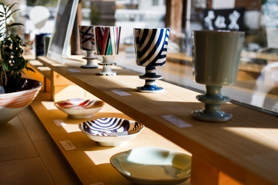 鍋島虎仙窯 - 秘窯の里伊万里大川内山へ日本の伝統工芸品伊万里焼