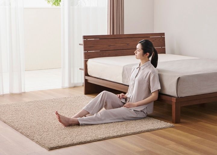 ムク・ベッド ～無垢材の癒し、心地良い眠りをもたらす～ | a.flat 風