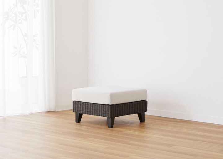 ラン・コンパクトソファ オットマン (ラタン)～狭いリビングダイニング