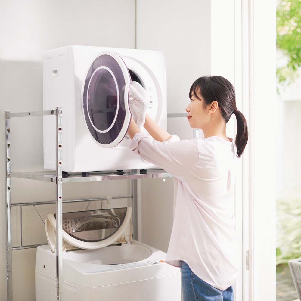 乾燥機も置ける天板頑丈ランドリーラック 幅61～80奥行57高さ155cm