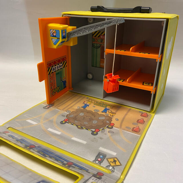 TOMMY - トミカ ぼくのおでかけバッグ 黄色 建設現場 工事現場