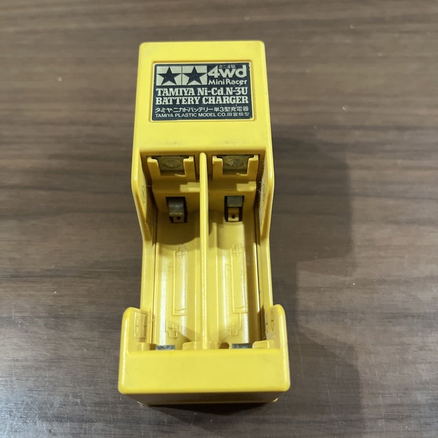 タミヤ ニカドバッテリー単3型充電器の通販 by shop｜ラクマ