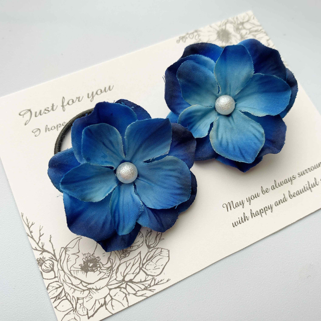 お花 フラワー ヘアゴム コットンパール風 造花 花 青の通販 by