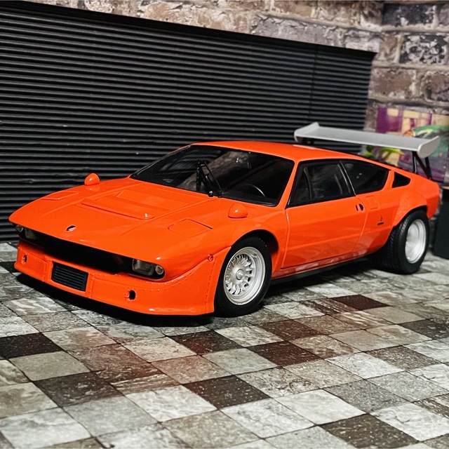 Lamborghini - 1/18 京商 ランボルギーニ ウラッコ ラリー リア