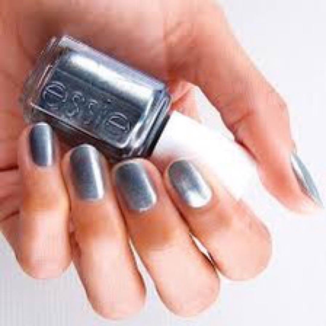 OPI - 【essie】ネイルポリッシュ、ブルー・グレー系の通販 by 75001