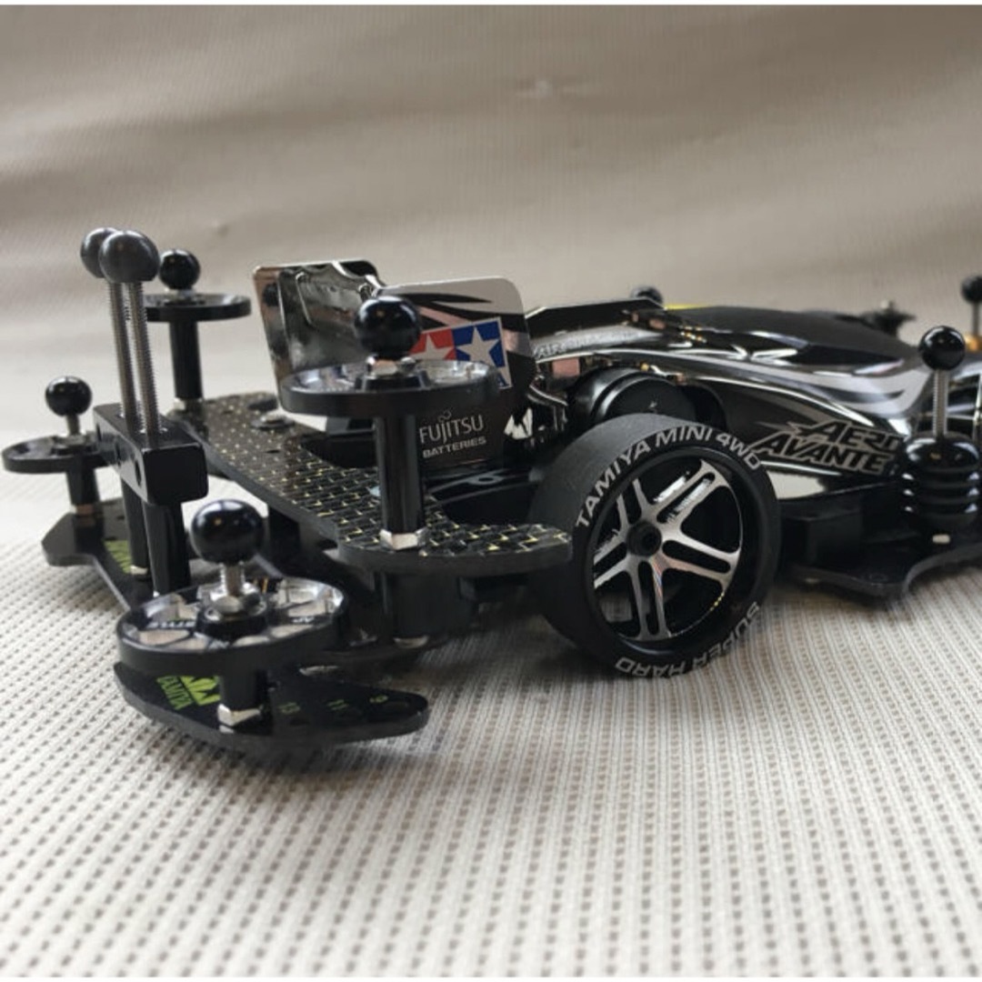 ミニ四駆 エアロアバンテ ブラック メタリック 改造 カスタムの通販 by