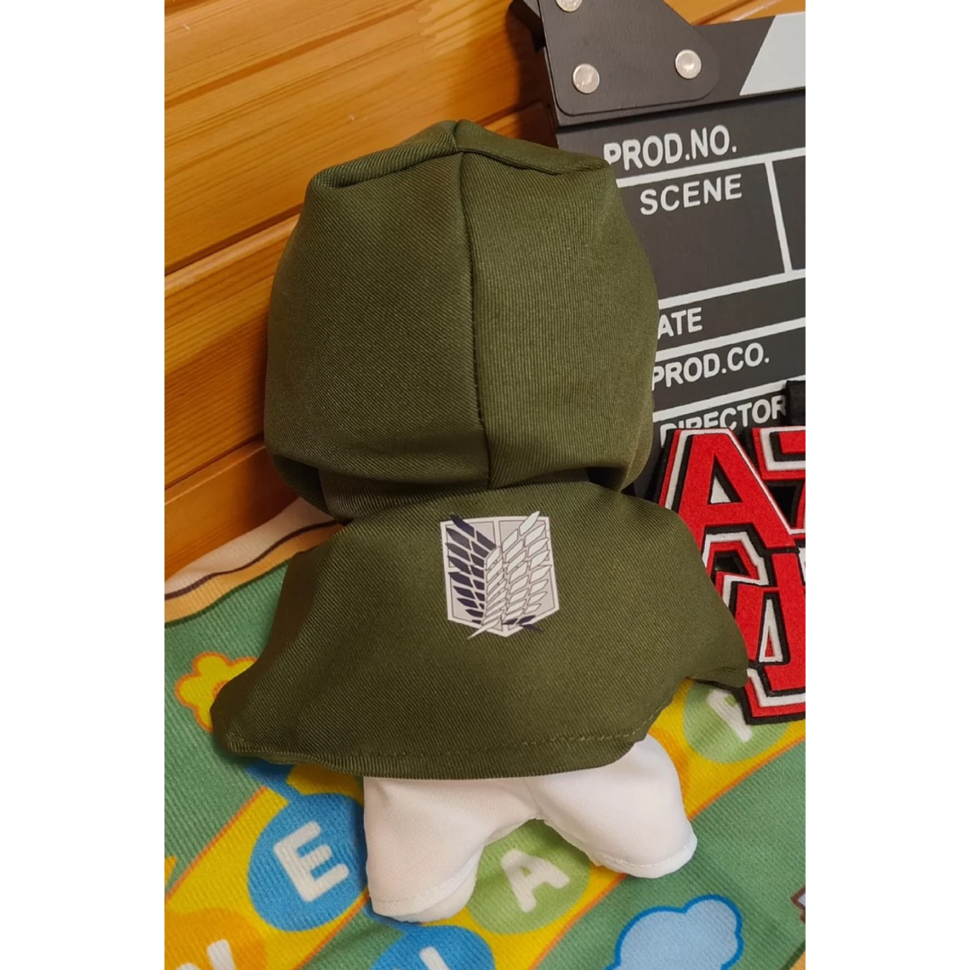 進撃の巨人 調査兵団 自由の翼 マント 20cmぬいぐるみ服の通販 by 柘榴